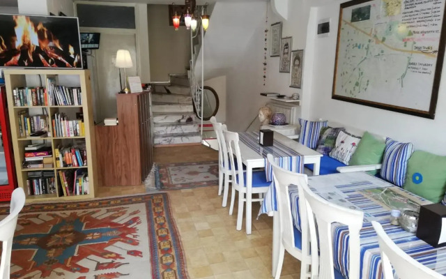 Urkmez Hotel