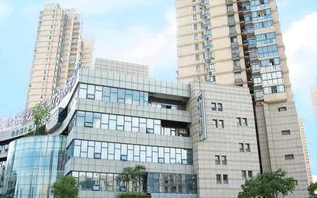 Mome Hotel (Wuxi Nanchang Street)