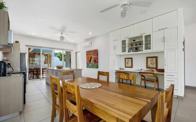 3 min to the Beach Private Pool Villa