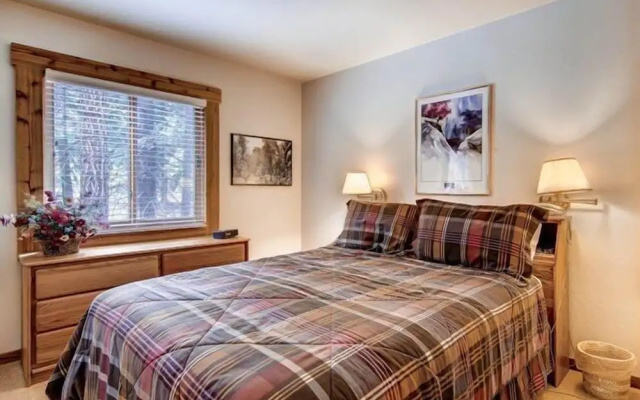 Ski-in/ski-out Northstar Condo Near Lake Tahoe!