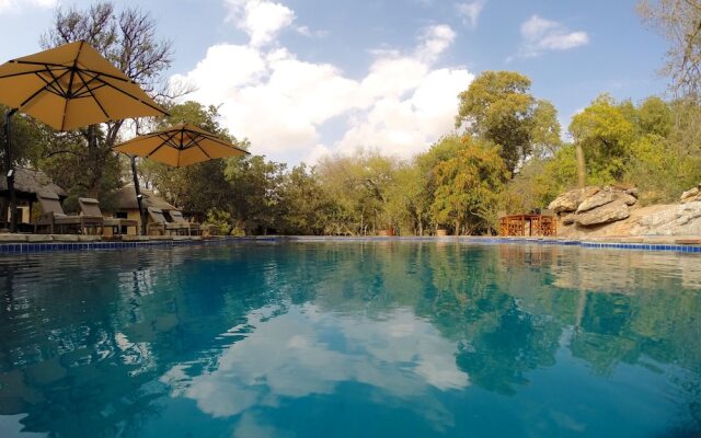 Tuli Safari Lodge