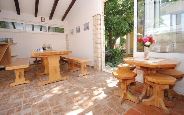 Nice Home in Kastel Novi With Sauna, Wifi and 4 Bedrooms