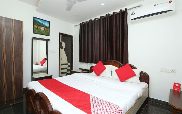OYO 12498 Hotel Sea Rock