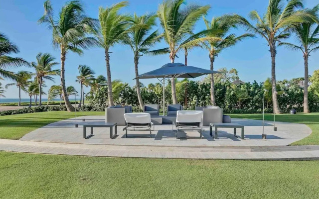 Architectural Oceanfront Masterpiece w Pool