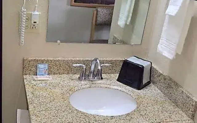Americas Best Value Inn - Closed
