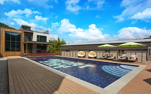 Cheongju Jade Nine Pension