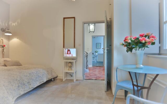 La Bastide bleue