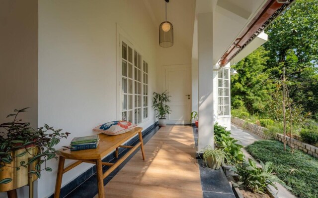 An Immaculate And Warm 4-bedroom Villa With A Pool