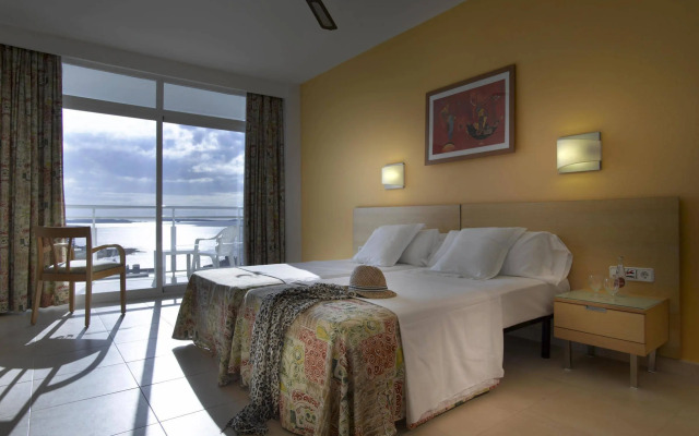 Отель Amare Beach Hotel Ibiza