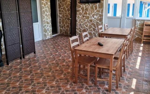 Pensiunea Blue House