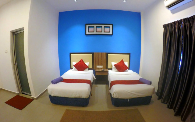 Royal Agate Beach Resort