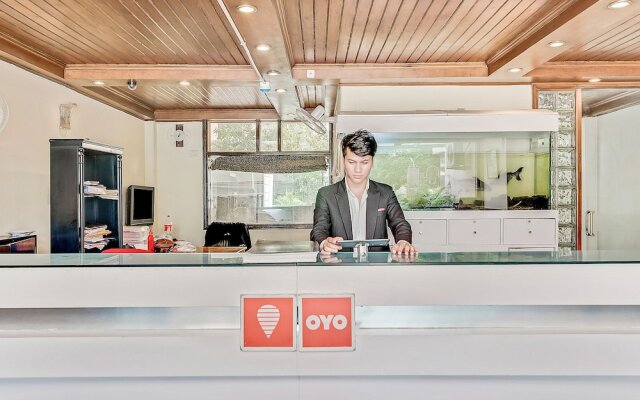 OYO Flagship 5912 Premium Nr Sikanderpur