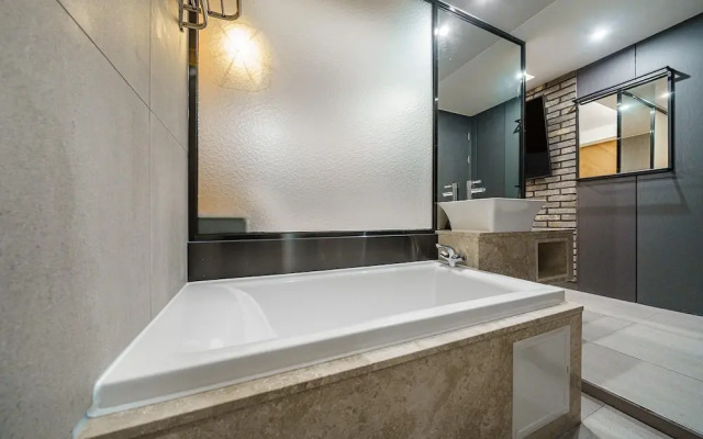 Seongnam Hotel wol