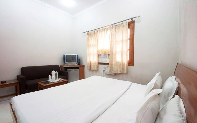 Hotel Basera