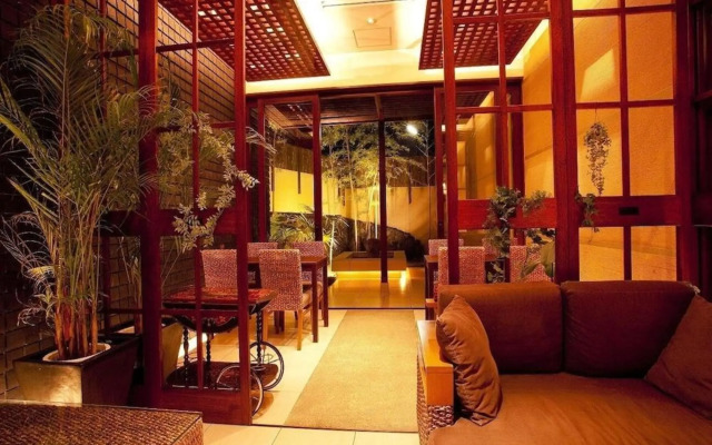 Hotel Allamanda