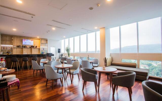 Bigland Hotel & Convention Sentul