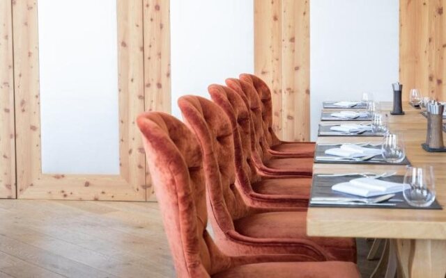 NIDUM - Casual Luxury Hotel
