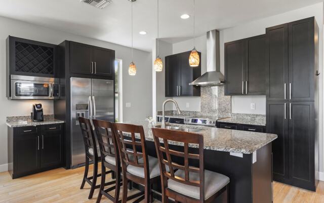 Miramar Beach House - Four Bedroom Home
