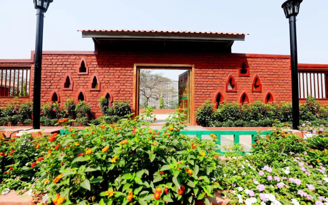 OYO 24335 Pali Village Resort