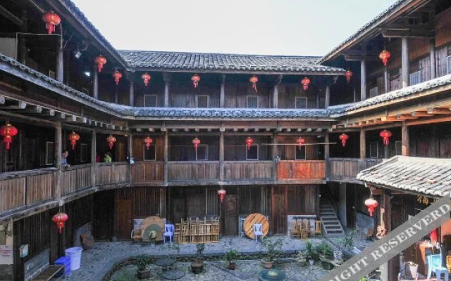 Fuxinglou Guesthouse