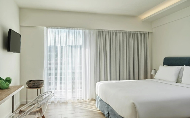NLH MATI Seafront - Neighborhood Lifestyle Hotels