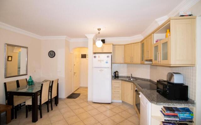 Beachfront Seaview 3 Bedroom Apartment Seahorse 8