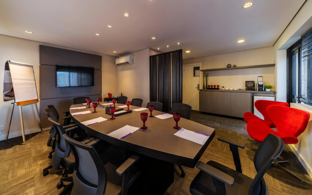 Mercure Sao Paulo Moema Times Square