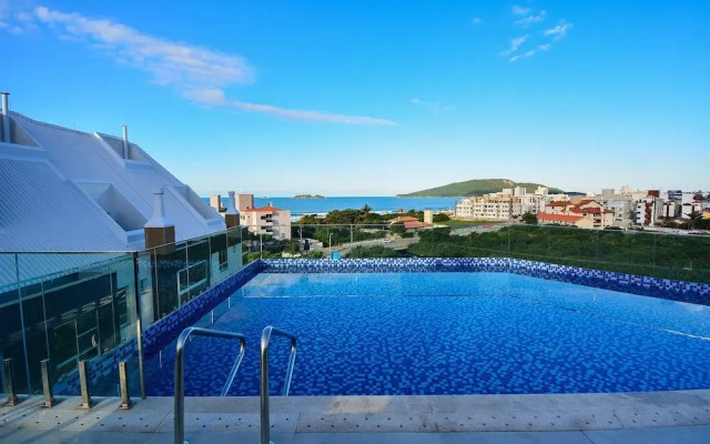 Gaivotas Golden - a 200 metros da praia