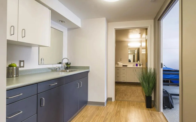 Western Bed and Breakfast - Ontario Hall