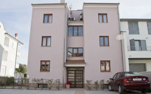 Apartments And Rooms Camaiore