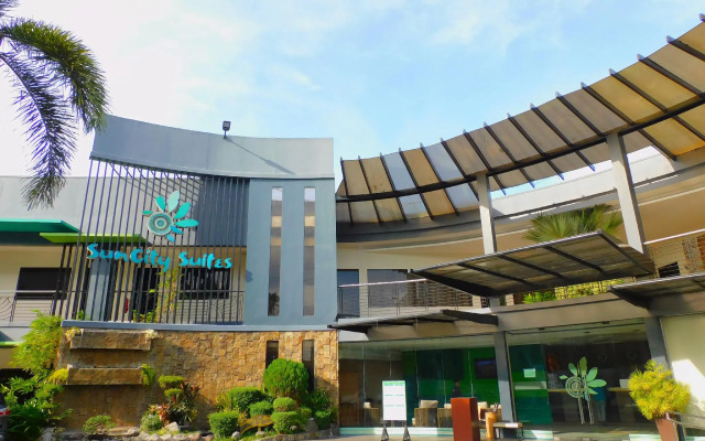 Sun City Suites