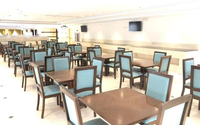 Zaha Al Madina Hotel