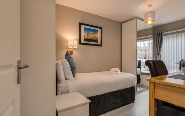 Central Belfast Apartments: Salisbury