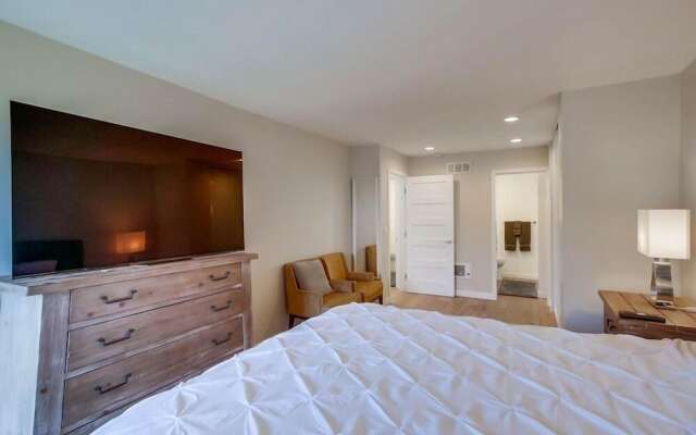 Luxury Ocean View Condo features Direct Access to Beach SBTC331 by RedAwning