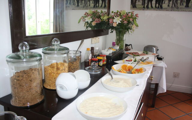 Redbourne Country Lodge- Lion Roars Hotels & Lodges