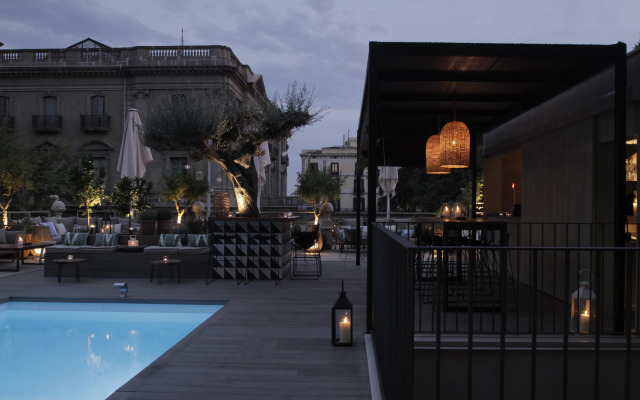 Hotel Oasis
