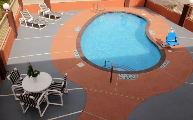 Texas Inn and Suites McAllen at La Plaza Mall and Airport