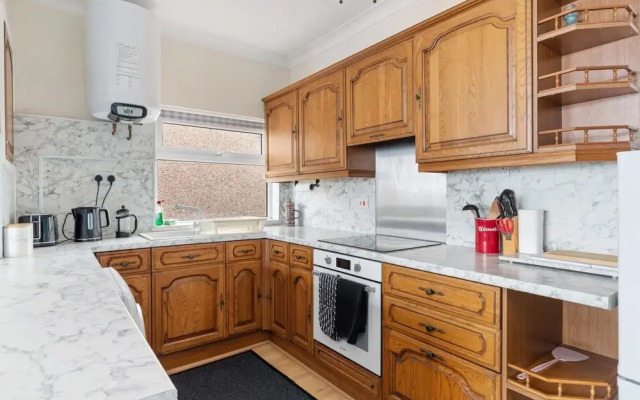 Temple Bar Apartment - Sea Front Views