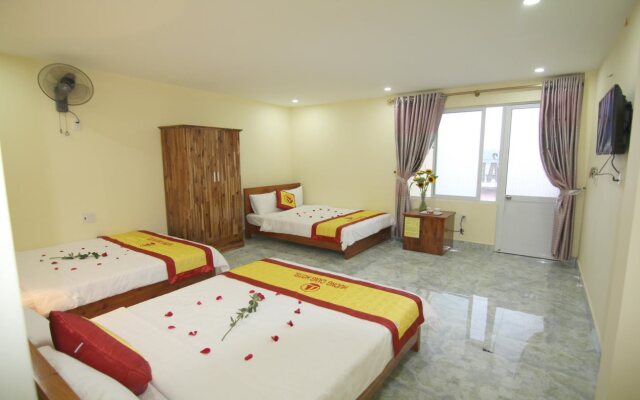 Huong Cang Sea View Hotel