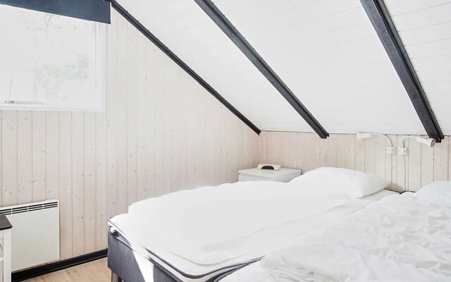 Magnificent Holiday Home in Aakirkeby near Sea
