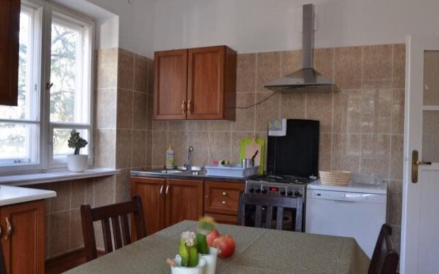 Hostel Tolek