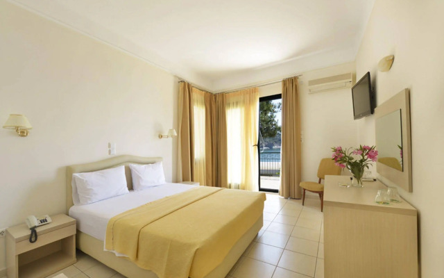 Отель Bomo Tosca Beach