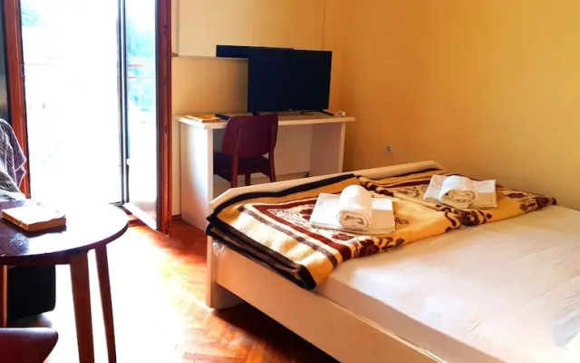 Momo sea view apartments