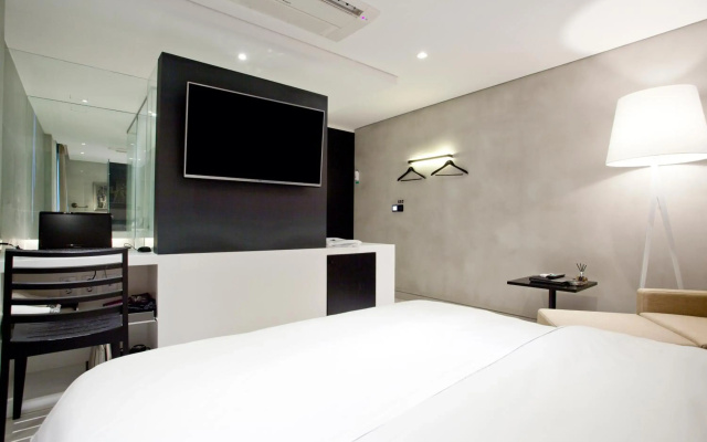 Forestar Hotel