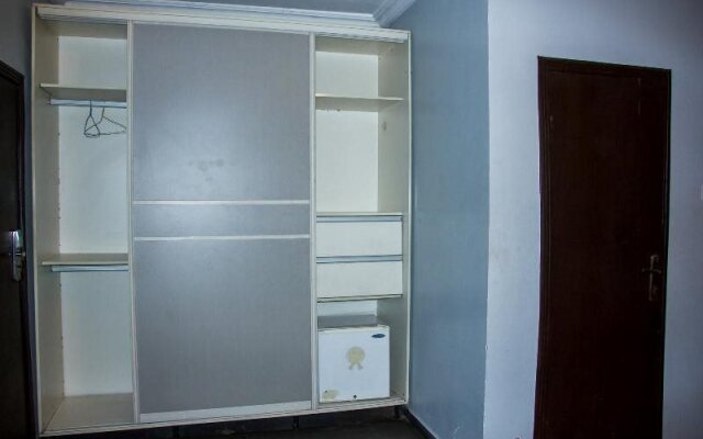 Precinct Comfort Services, Yaba