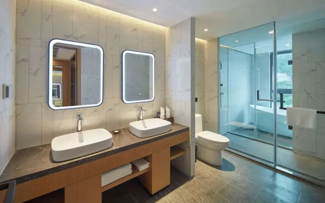 Days Hotel by Wyndham Bishan Chongqing