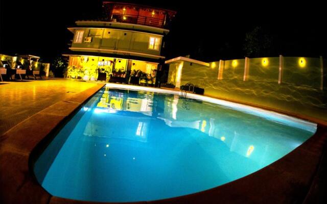 Girassol Serviced Villa