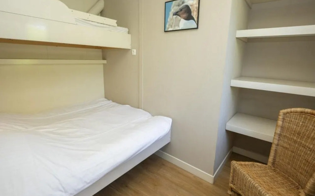 Detached 6 Pers Holiday Home