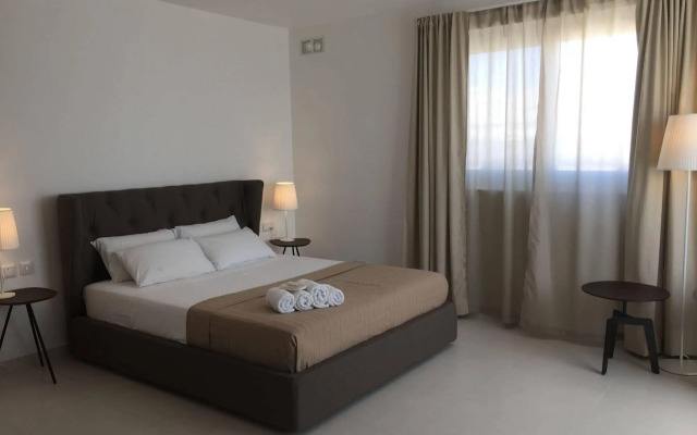 Two Pillows Boutique Hostel