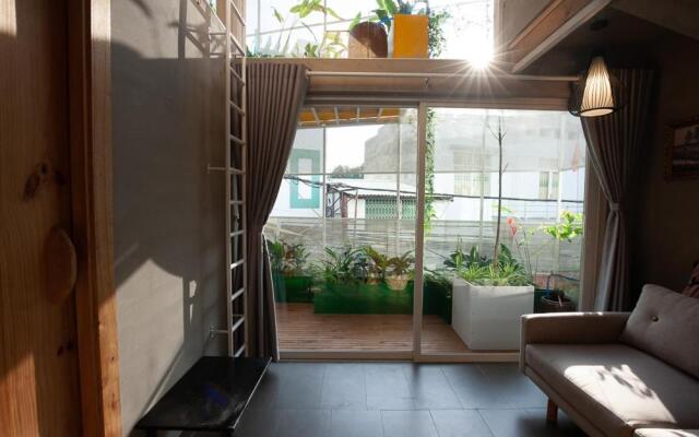Soc House 1